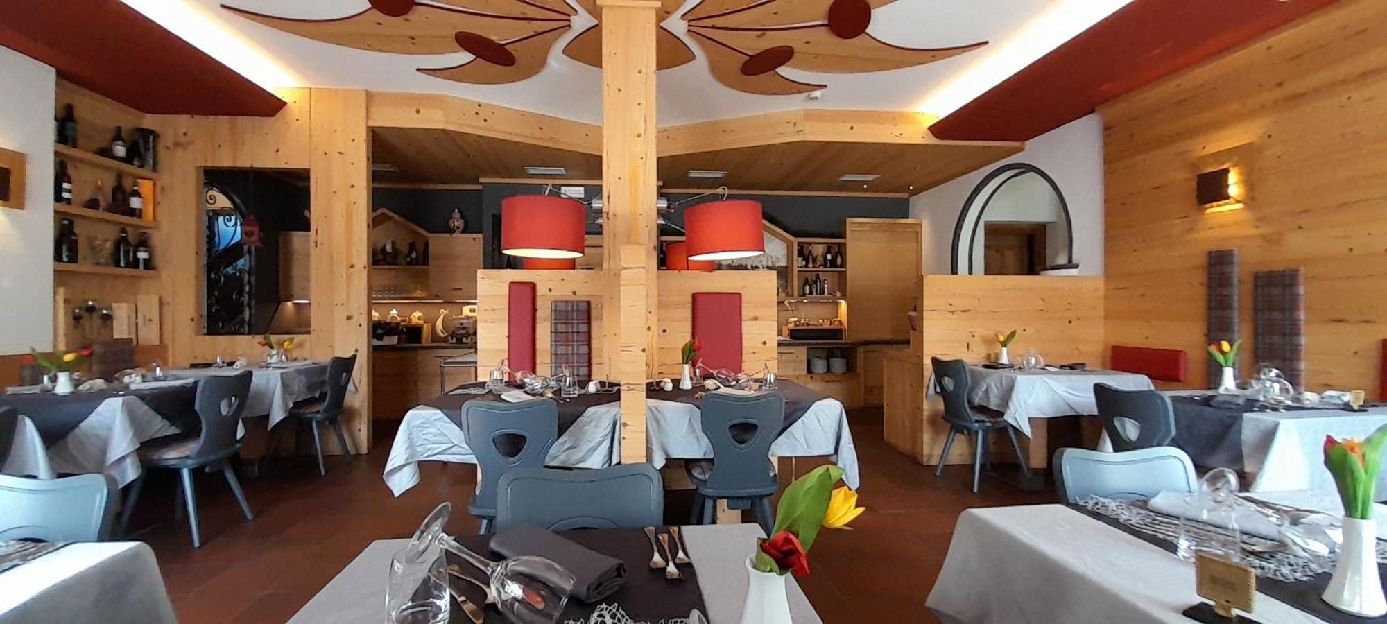 Hotel Azola Canazei Ngoại thất bức ảnh