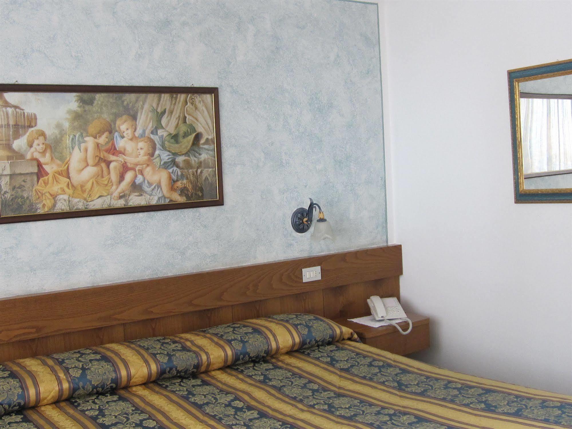Hotel Azola Canazei Ngoại thất bức ảnh