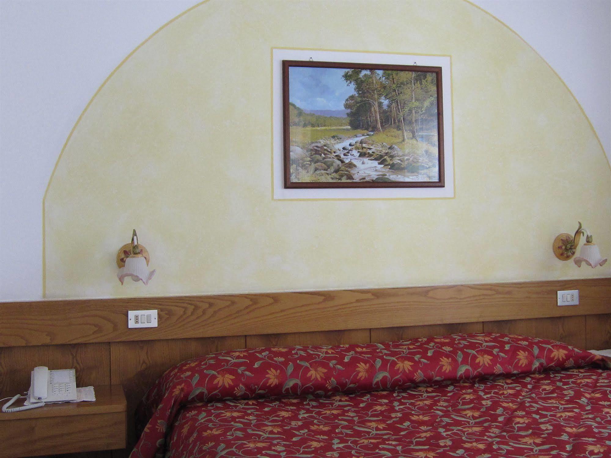 Hotel Azola Canazei Ngoại thất bức ảnh